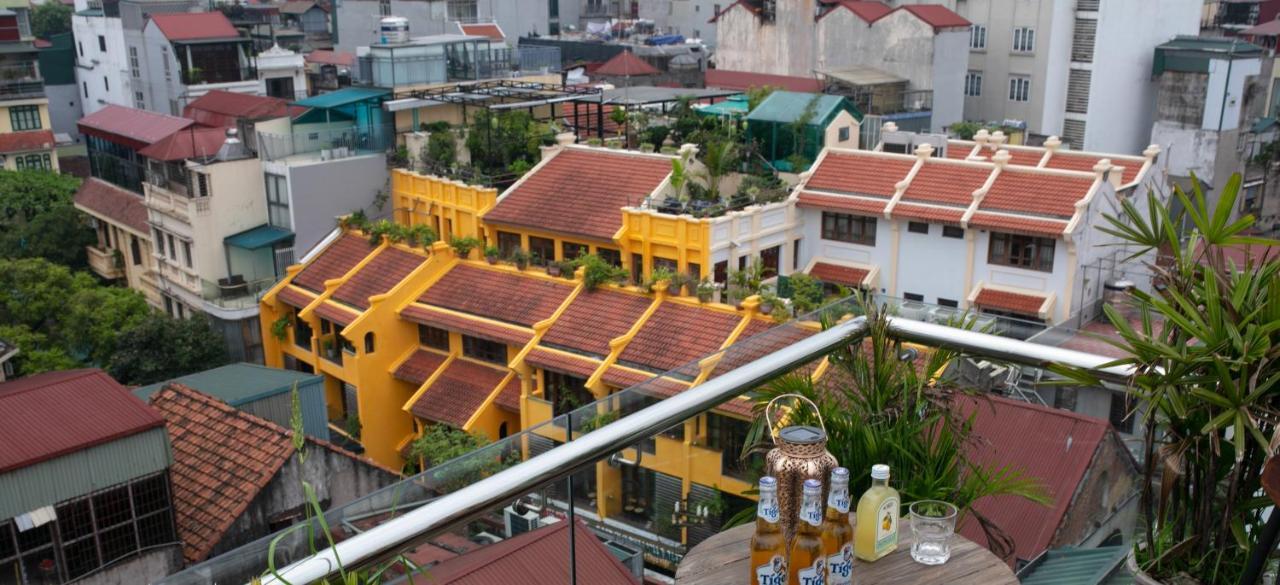 Downtown Hostel & Rooftop Bar Hanoi Exterior photo